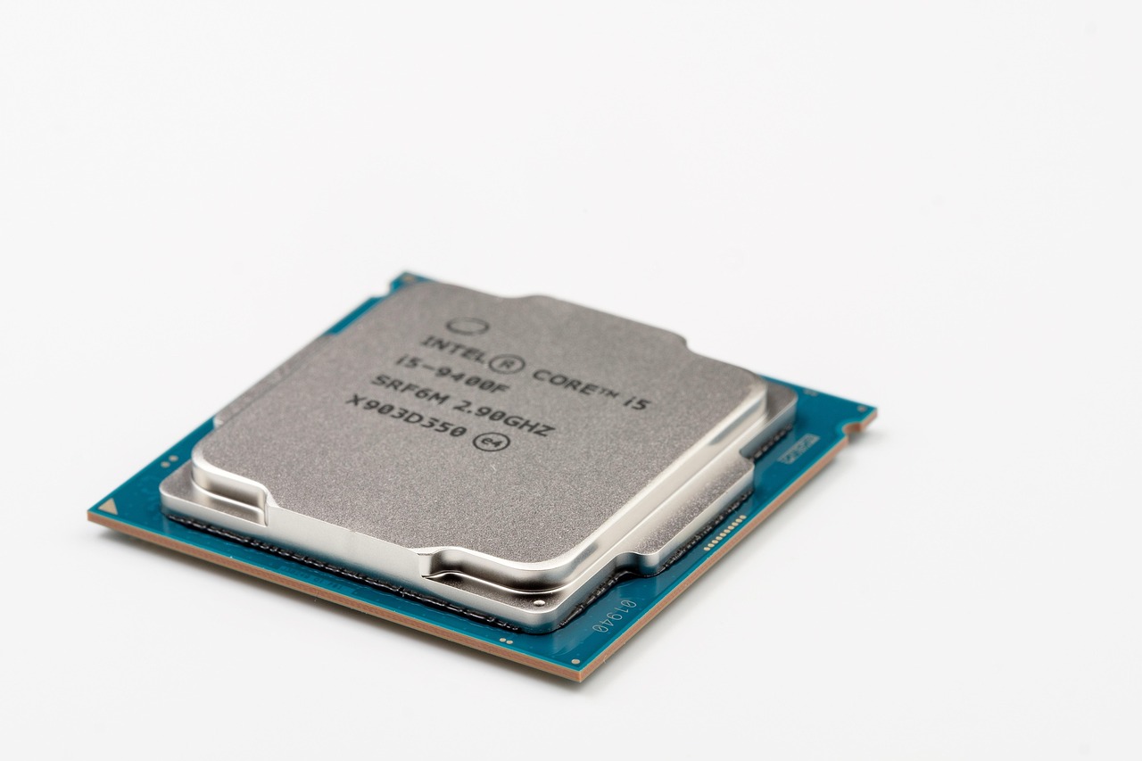 An Intel Core i5-9400F CPU, Image by Bruno from Pixabay